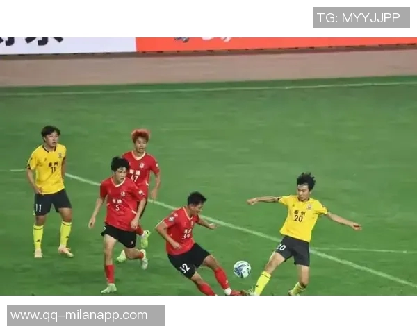 泰州队年轻门将戴曜城感受梦幻时刻全力判断对手射门方向