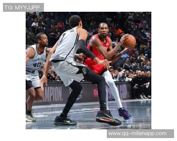 乌度卡称杜兰特状态依旧如昔认真对待比赛毫无下滑迹象