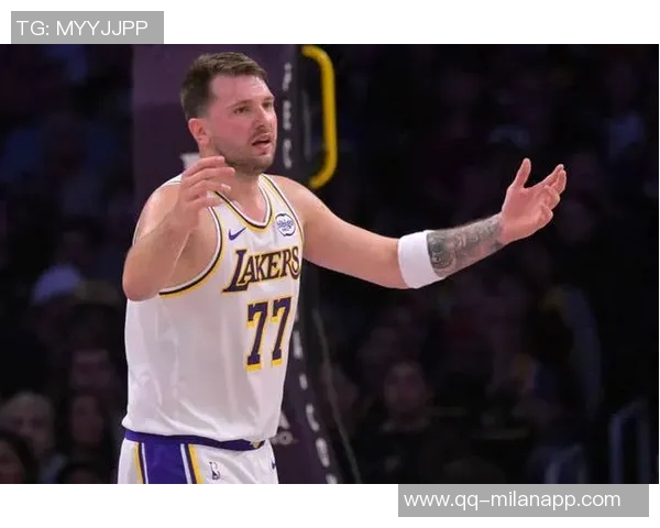 东契奇在场湖人防守效率显著提升分析及其影响探讨